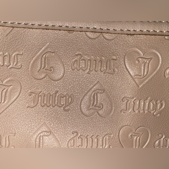 BNWT’s “Juicy Couture” Cafe Tan Gold Bestseller Rosie Weekender Duffle Bag Tote - Picture 13 of 17